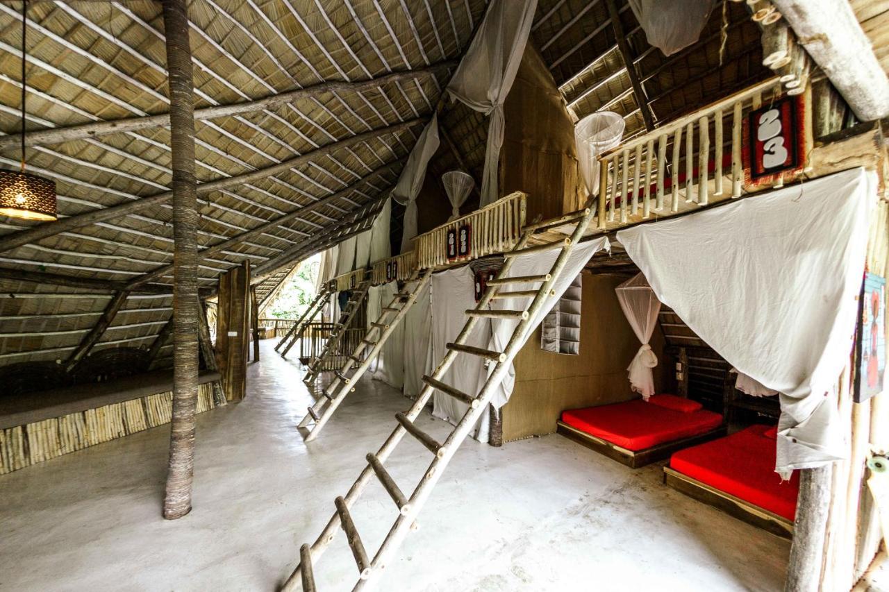 Ganesh Hostel & Shivas Bungalows El Valle Esterno foto