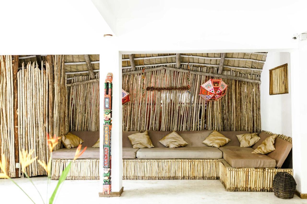 Ganesh Hostel & Shivas Bungalows El Valle Esterno foto
